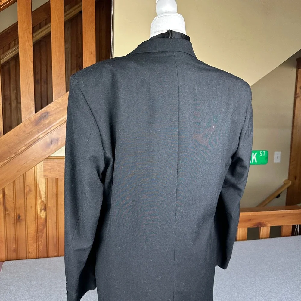 Cellini‎ Collection Mens Black Double Breasted Tuxedo Suit Set with Shirt & Ties